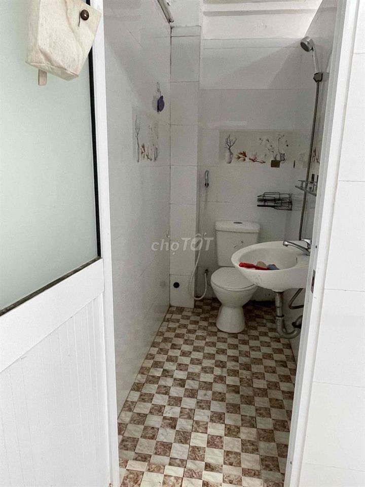 phòng trọ gần chợ Tân Định