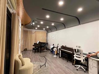 Cho thuê Tầng 1 nhà mặt tiền Nguyễn Hoàng_Q2