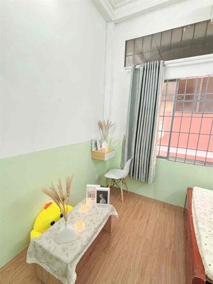 Căn hộ dịch vụ phú nhuận thuê 26tr lời 23tr samg 345tr