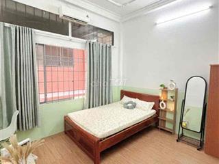 Căn hộ dịch vụ phú nhuận thuê 26tr lời 23tr samg 345tr