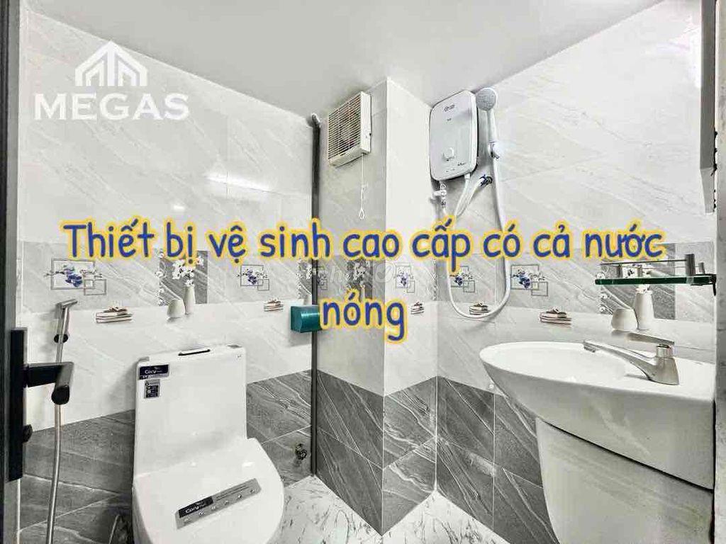 Sang chdv 20phong thuê 60tr lời 25 30tr Q12 sang 4xx