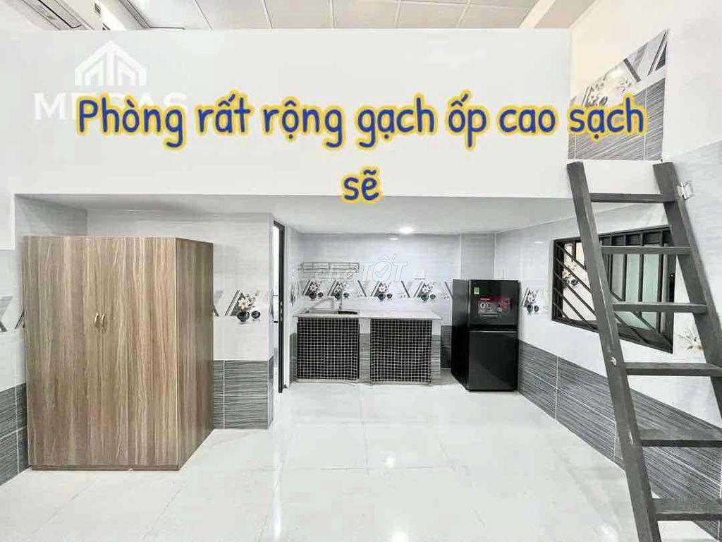 Sang chdv 20phong thuê 60tr lời 25 30tr Q12 sang 4xx