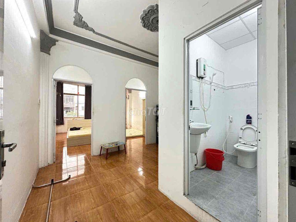 CHDV 2PN 50m2 Ngay Bách Khoa