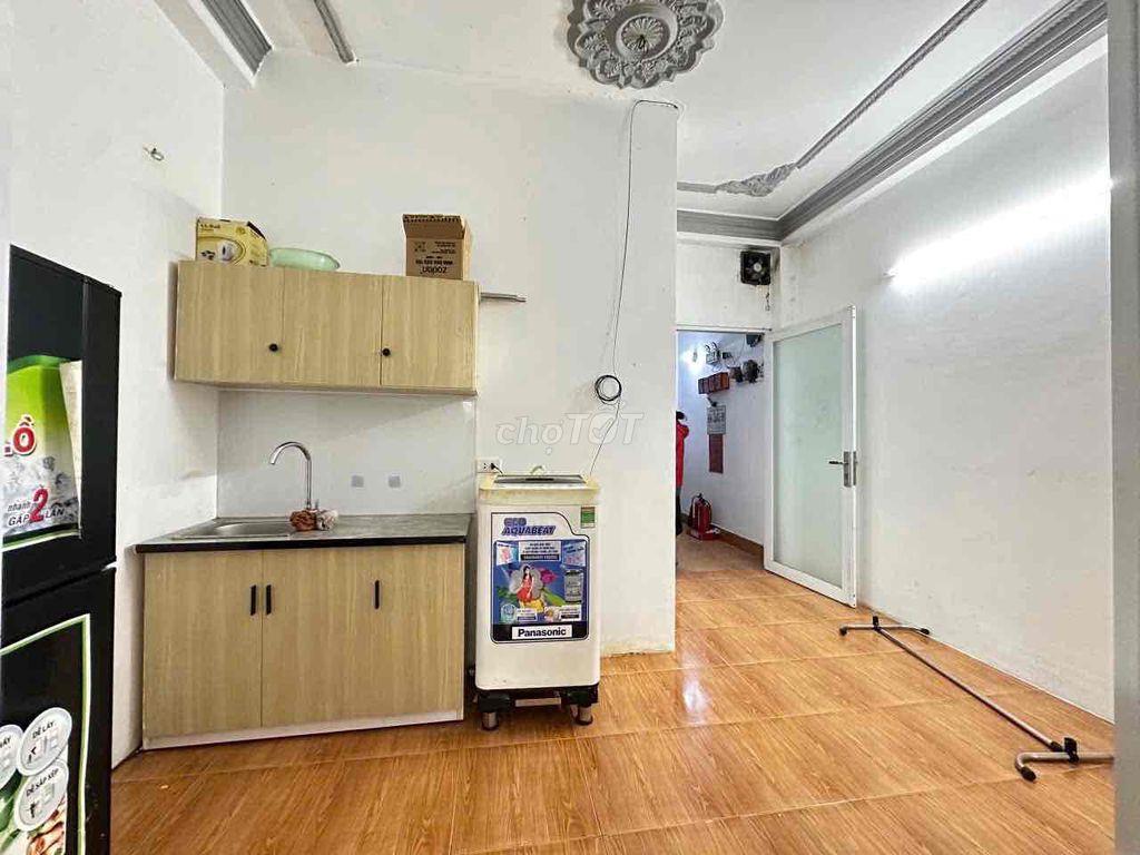 CHDV 2PN 50m2 Ngay Bách Khoa