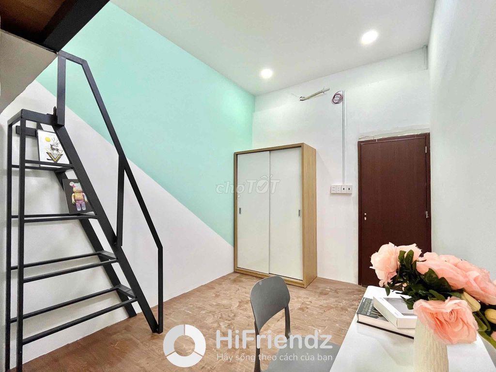 Duplex Thang Máy Ngay UEH