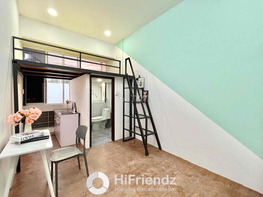 Duplex Thang Máy Ngay UEH
