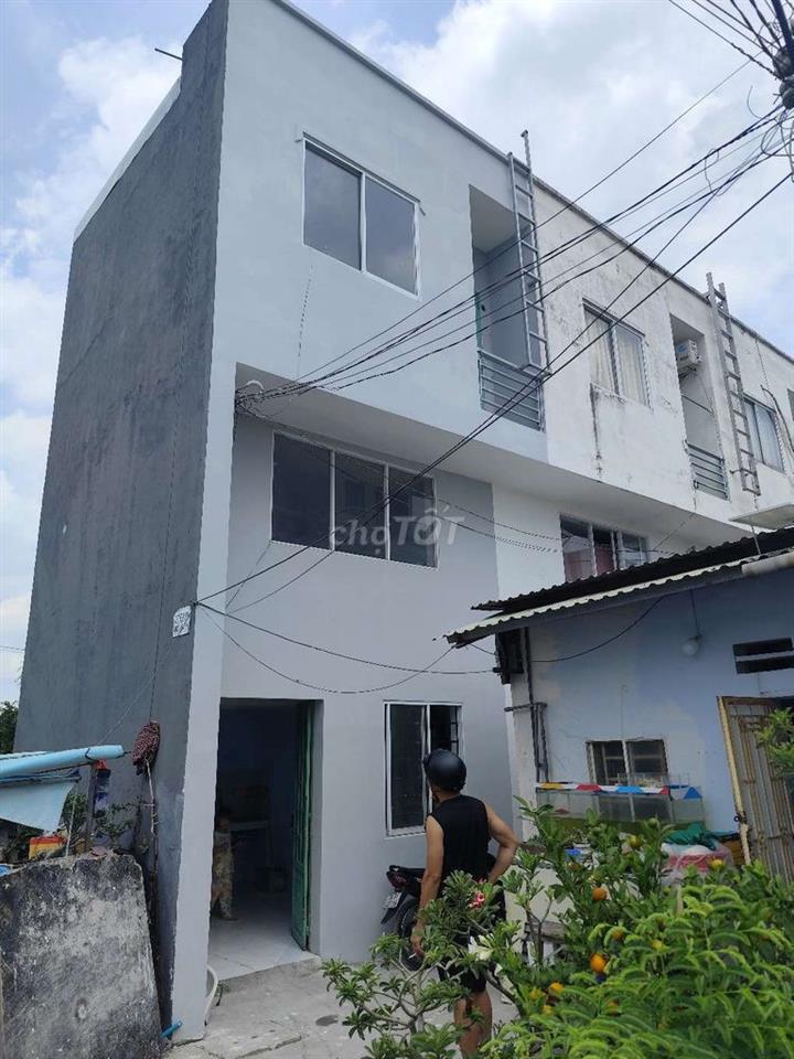 nhà 1 lửng,lầu. Hẻm xe hơi
