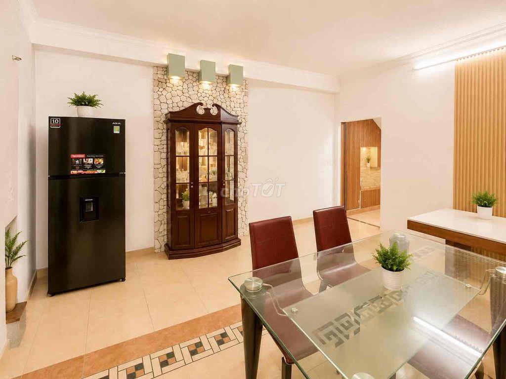 1 Phòng ngủ + 1 phòng bếp sân vườn 50m2 , gần ngã 4 PN