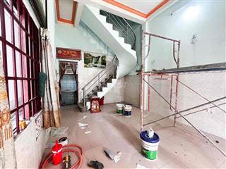 Nhà Nguyên Căn ngay tại chợ bờ hồ