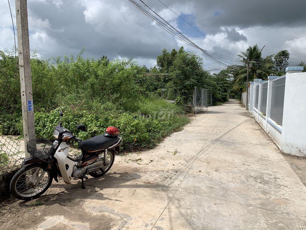 Bán đất nở hậu 124.8m², có thổ cư, đường ô tô 4m tại TX Hòa Thành
