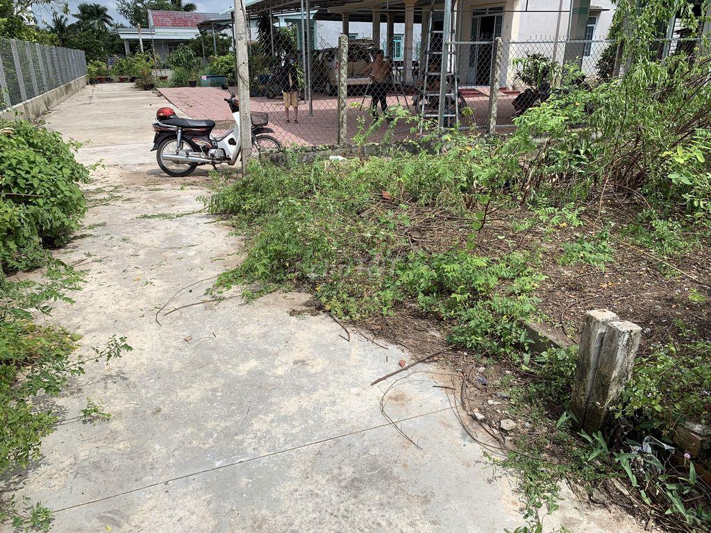 Bán đất nở hậu 124.8m², có thổ cư, đường ô tô 4m tại TX Hòa Thành