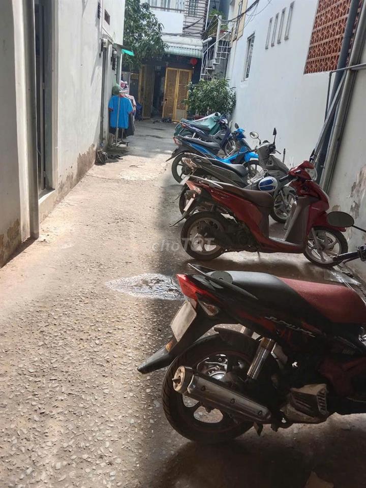 Cho thuê nguyên tầng 1 rộng 40m2-3Phòng ngủ,Bếp,WCriêng-Trần Thanh Mại