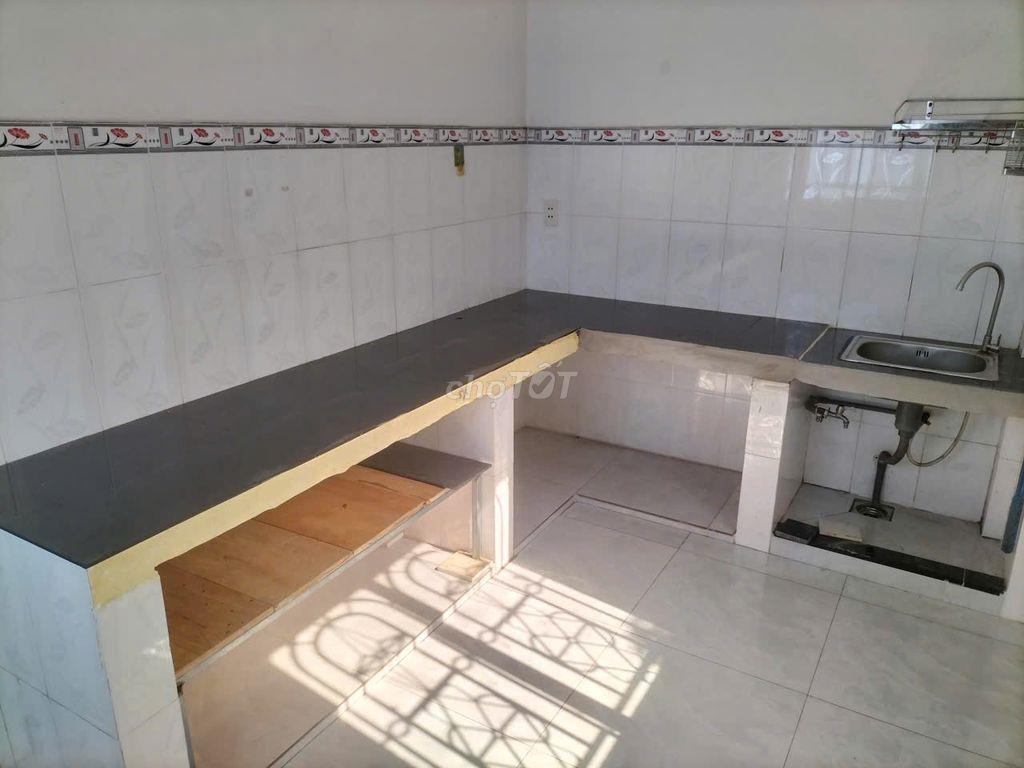 Cho thuê nguyên tầng 1 rộng 40m2-3Phòng ngủ,Bếp,WCriêng-Trần Thanh Mại
