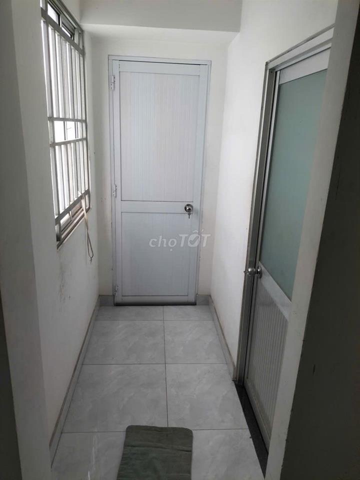 Cho thuê nguyên tầng 1 rộng 40m2-3Phòng ngủ,Bếp,WCriêng-Trần Thanh Mại