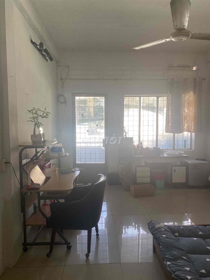 CHO THUÊ PHÒNG Ở QUẬN TÂN ĐỊNH, CÓ BAN CÔNG