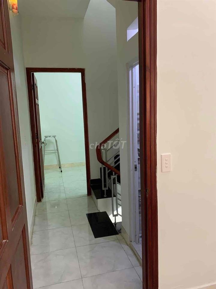 Chính Chủ hẻm 8m 2ôtô đi lọt(3PN 3WC 1 phơi đồ có SHC)