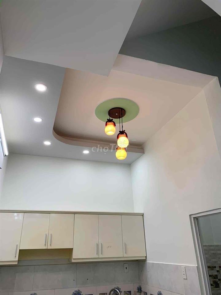 Chính Chủ hẻm 8m 2ôtô đi lọt(3PN 3WC 1 phơi đồ có SHC)
