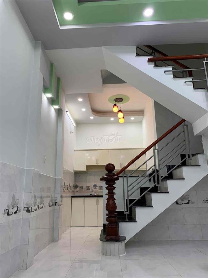 Chính Chủ hẻm 8m 2ôtô đi lọt(3PN 3WC 1 phơi đồ có SHC)