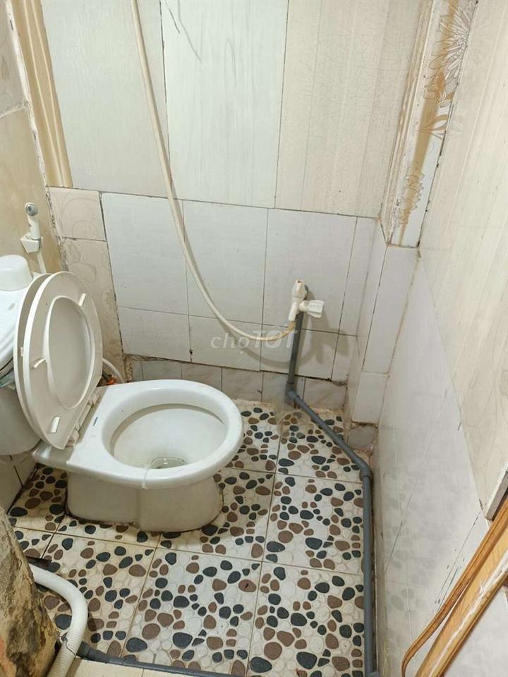phòng trọ bình dân giá từ 1,5tr giáp chợ nhà thờ mặt tiền 