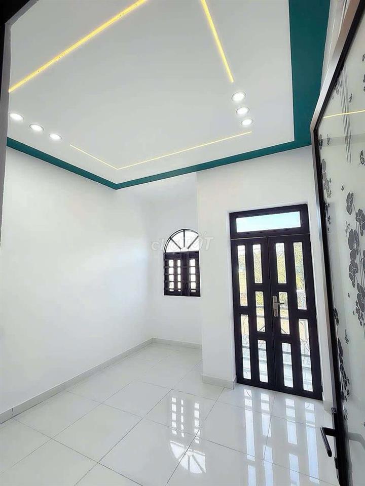 Nhà có sân trước ở Vĩnh Lộc bán 450tr, có sổ, kdc cố định, an ninh