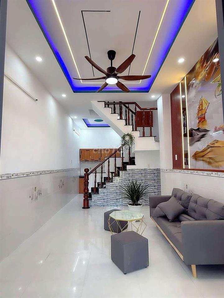 Nhà có sân trước ở Vĩnh Lộc bán 450tr, có sổ, kdc cố định, an ninh