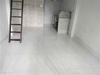 Cần cho thuê nhà tại Thủ Đức Gấp nhà 1 trệt 1 gác lửng