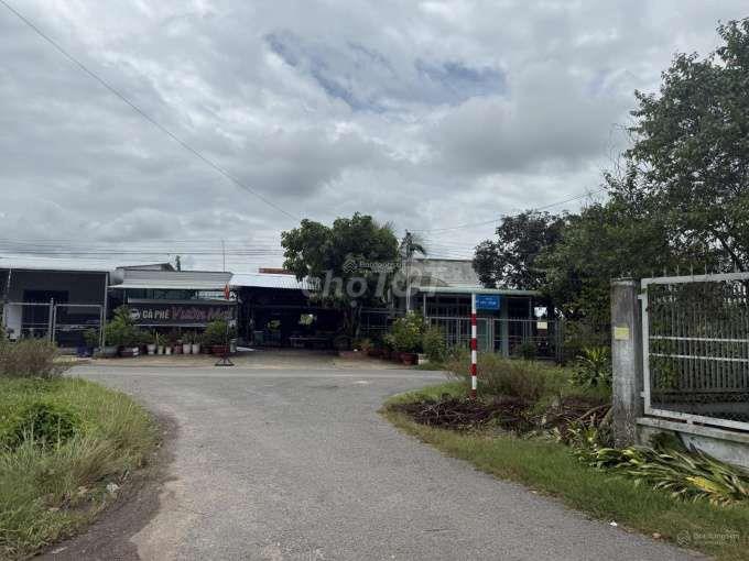 Nhà mới 2 mặt tiền, tiện ở và kinh doanh công ty, showroom