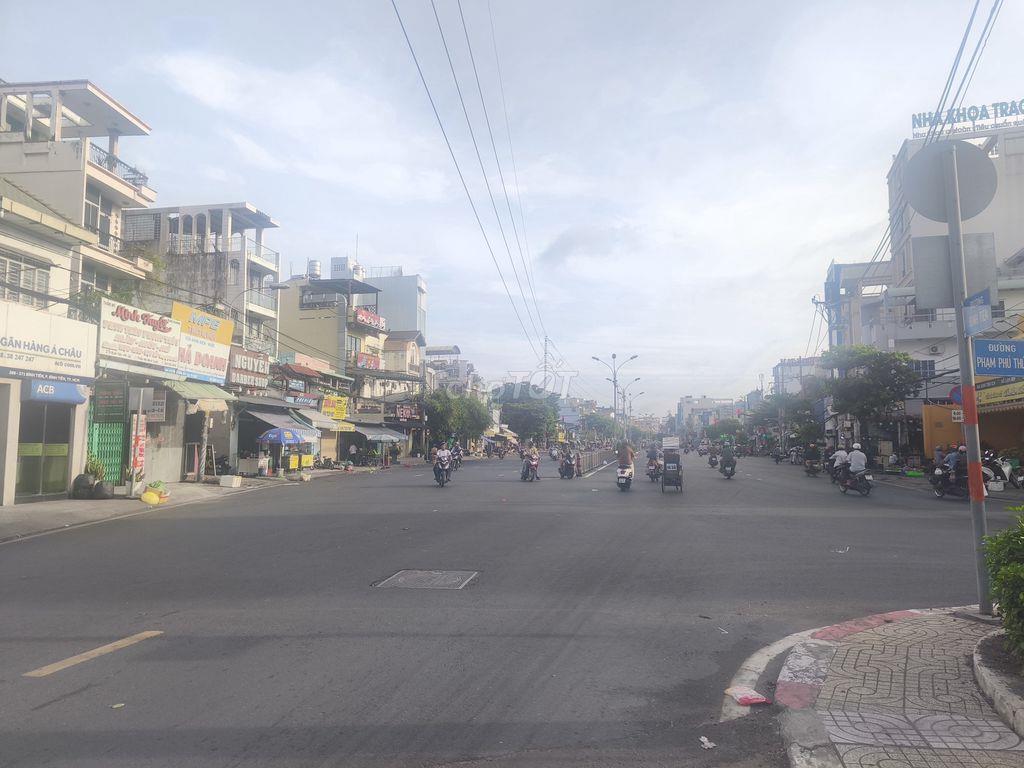 Bán Kho đường Bình Tiên, ngang 6 x 28m (nở hậu), 50m ra đường Bình Tiê