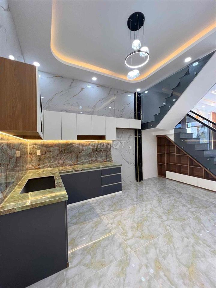 Nhà giáp Bình Tân, Quận 6, Quận 8