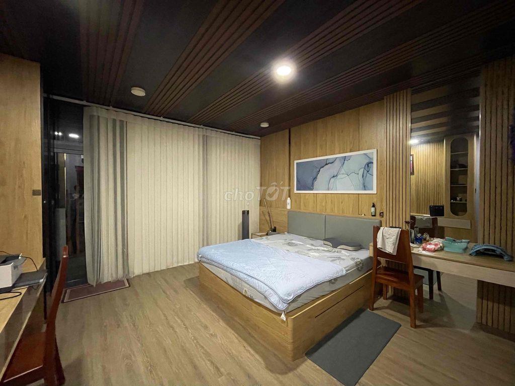 Bán Nhà Phố 6x17 như Biệt Thự đường Bàu Gốc