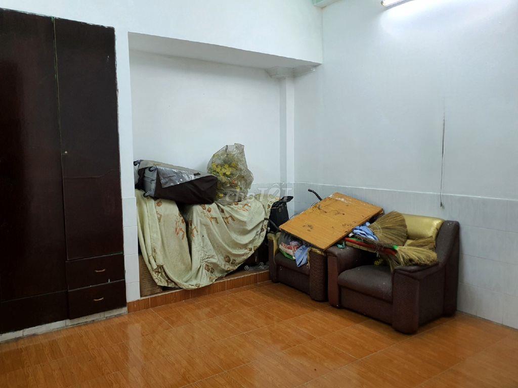 Cho nhà Mặt tiền Trung tâm Quận 1