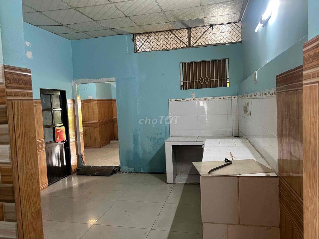 Nhà riêng cho thuê tại 1172/4, đường Phạm Thế Hiển, phường Chánh Hưng