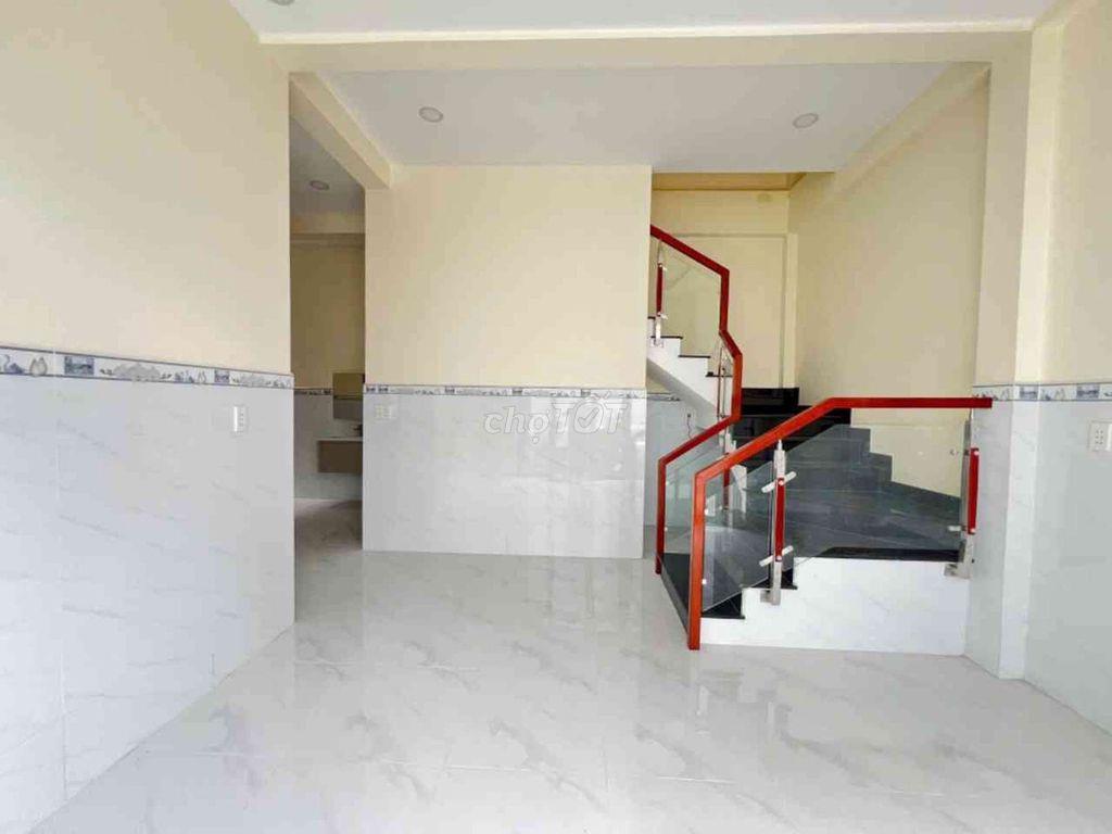 nhà chợ Thủ Đức. 65m.3PN.2WC