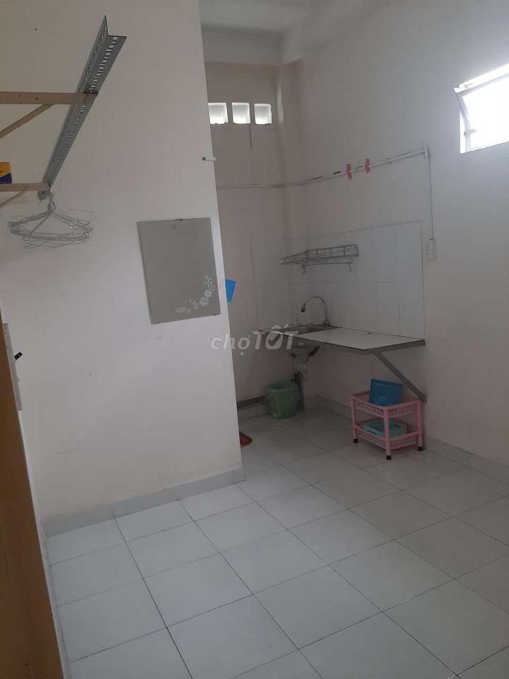 [CHÍNH CHỦ] Phòng trọ 16m² - Hẻm 78/22/35 Tôn Thất Thuyết, Quận 4