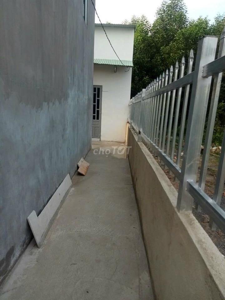 Gia Đình Kẹt Tiền Bán Gấp 218m Đất Cây Lâu Năm có sẳn 2 căn nhà