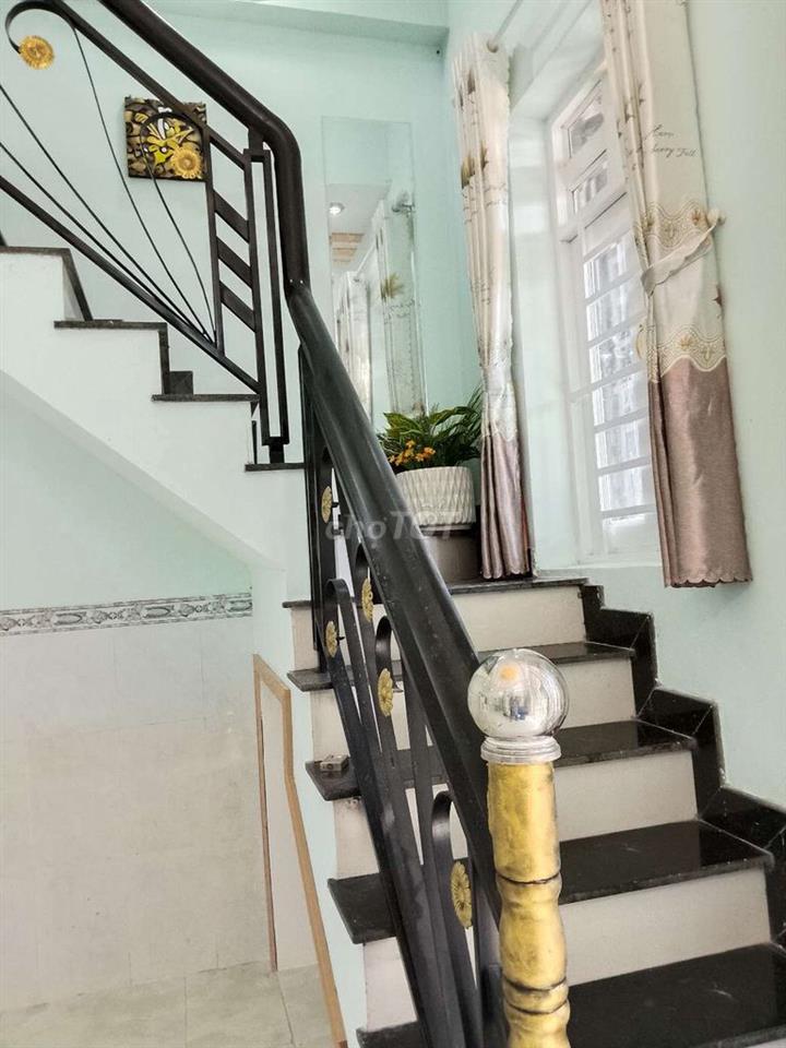 Bán nhà phú sinh cát Tường