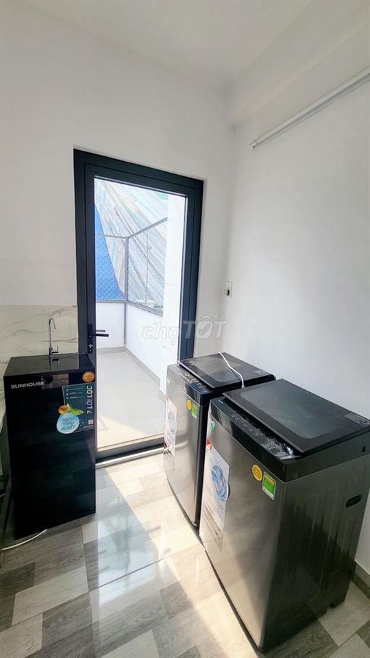 KTX / phòng trọ Đặng Thùy Trâm sát đại học Văn Lang