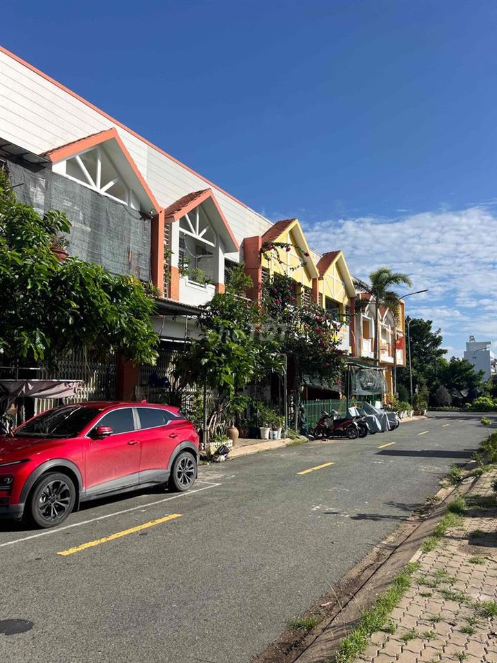 GIÁ MỚI 2,7T – DIỆN TÍCH 75M² – NGANG 6M X 12,5M – NGUYỄN VĂN TẠO, NB