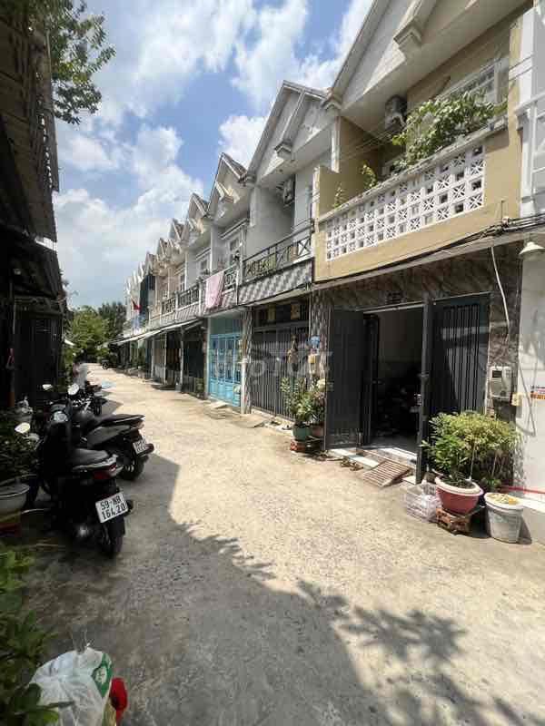 NHÀ ĐẸP GIÁ HƠN 2 TỶ – HẺM XE HƠI – LÊ VĂN LƯƠNG,