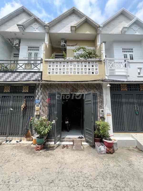 NHÀ ĐẸP GIÁ HƠN 2 TỶ – HẺM XE HƠI – LÊ VĂN LƯƠNG,