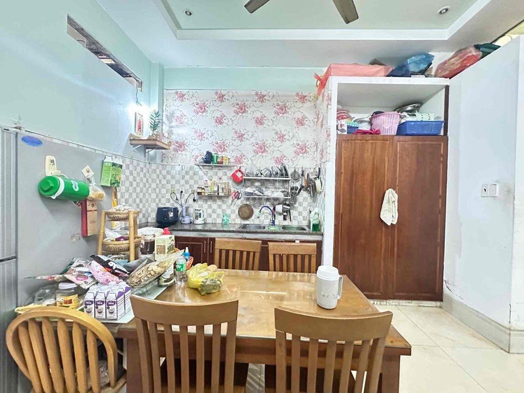 NHÀ 2 TẦNG HẼM XE HƠI- 4M x20M - 6.5T- SHR- GẦN PHÚ MỸ HƯNG- HUỲNH TẤN