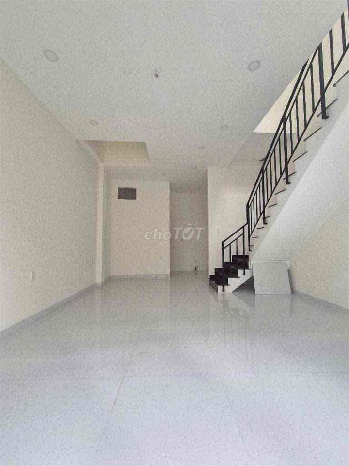 NHÀ MỚI 2 TẦNG -LÊ VĂN LƯƠNG Q7- SHR- CÁCH LOTTE 100M-KHÔNG QUY HOẠCH