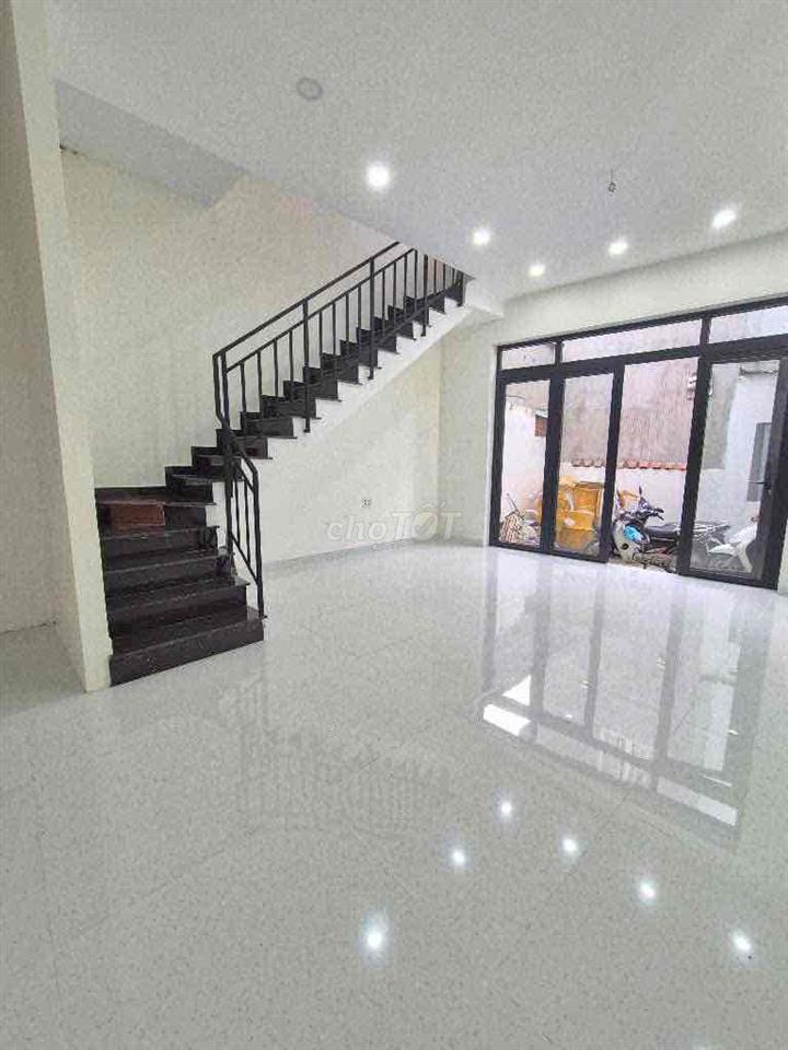 NHÀ MỚI 2 TẦNG -LÊ VĂN LƯƠNG Q7- SHR- CÁCH LOTTE 100M-KHÔNG QUY HOẠCH