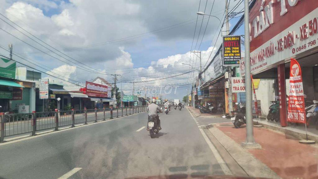 CẦN BÁN GẤP NHÀ MẶT TIỀN TỈNH LỘ 8 TTĐ CỦ CHI , GẦN NGÃ TƯ TÂN QUY