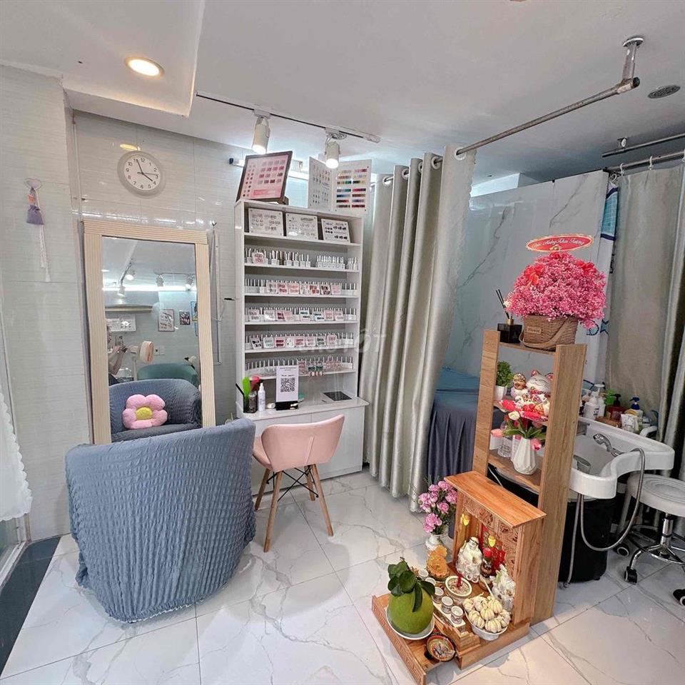 Sang Nhượng Mặt Bằng Đang Kinh Doanh Có Lượng Khách Ổn Đinh
