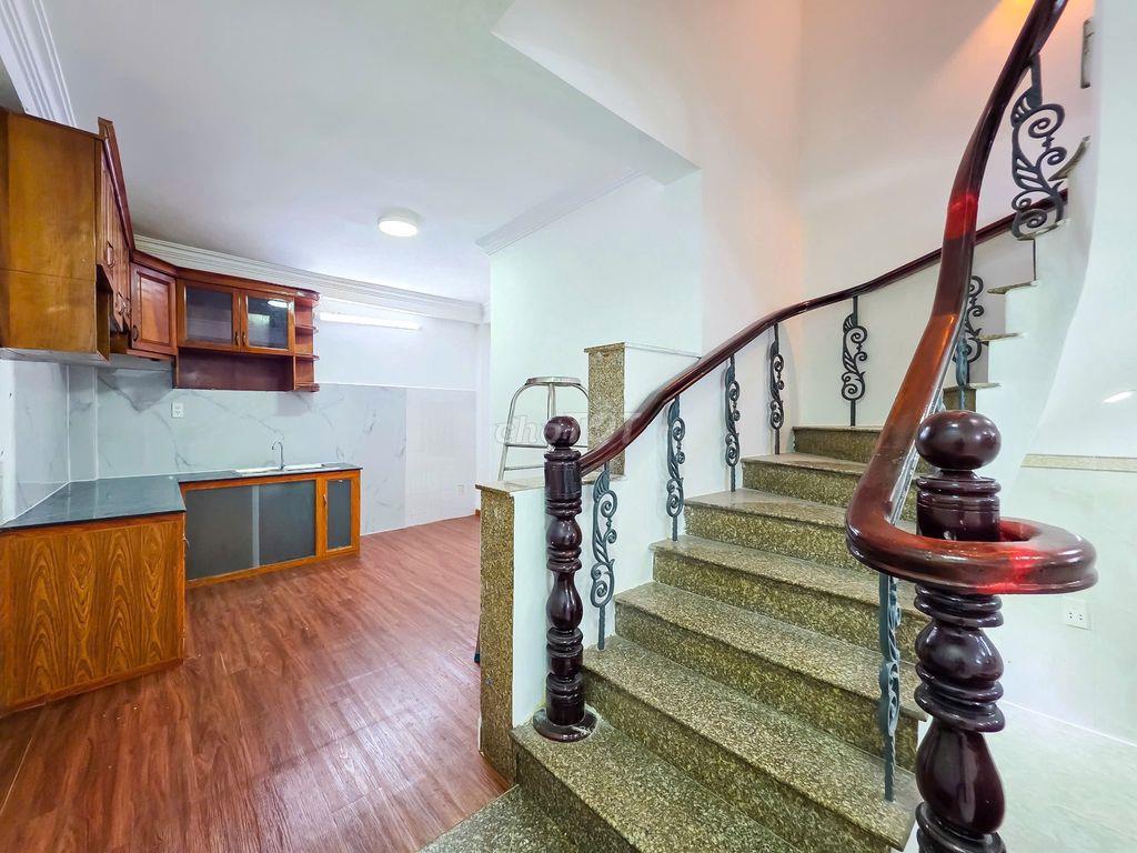 Bán nhà hẻm 160 Nguyễn Văn Quỳ, P.Phú Thuận Q7 cũ