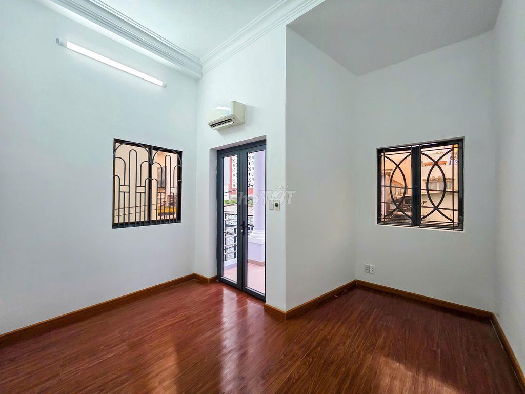 Bán nhà hẻm 160 Nguyễn Văn Quỳ, P.Phú Thuận Q7 cũ