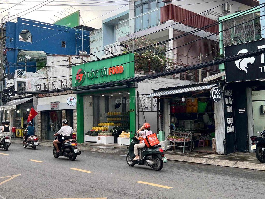 MBKD đường Tôn Thất Thuyết, Q4