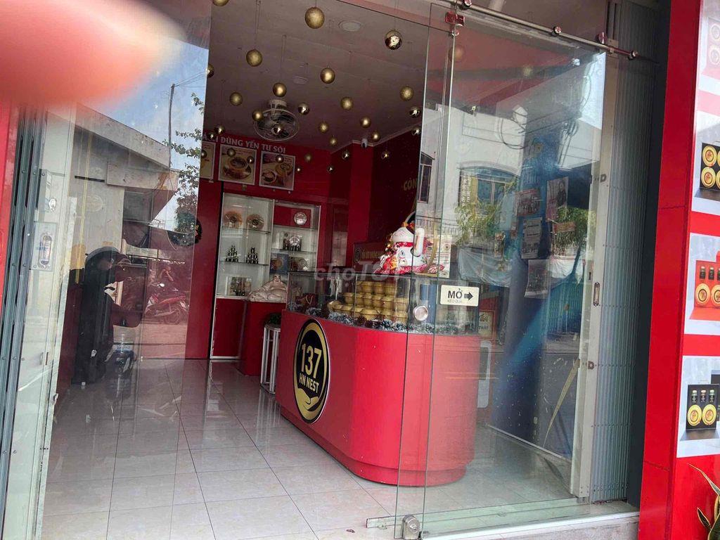 MBKD đường Tôn Thất Thuyết, Q4