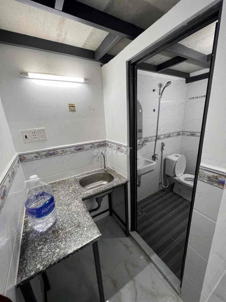 Trống Phòng sv , hẻm 1225 Huỳnh tấn Phát